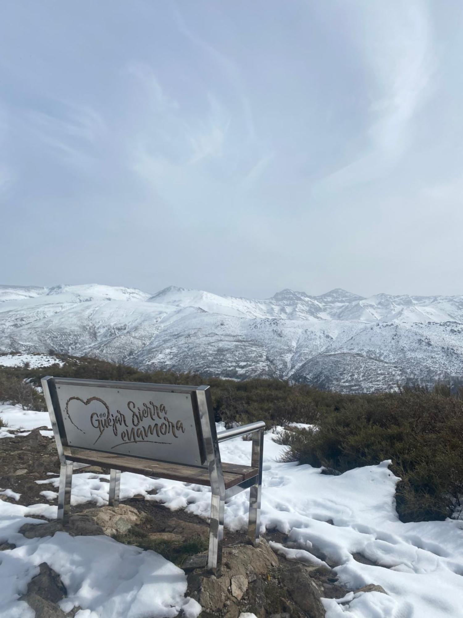 La Casa Del Buda Güéjar Sierra Zewnętrze zdjęcie