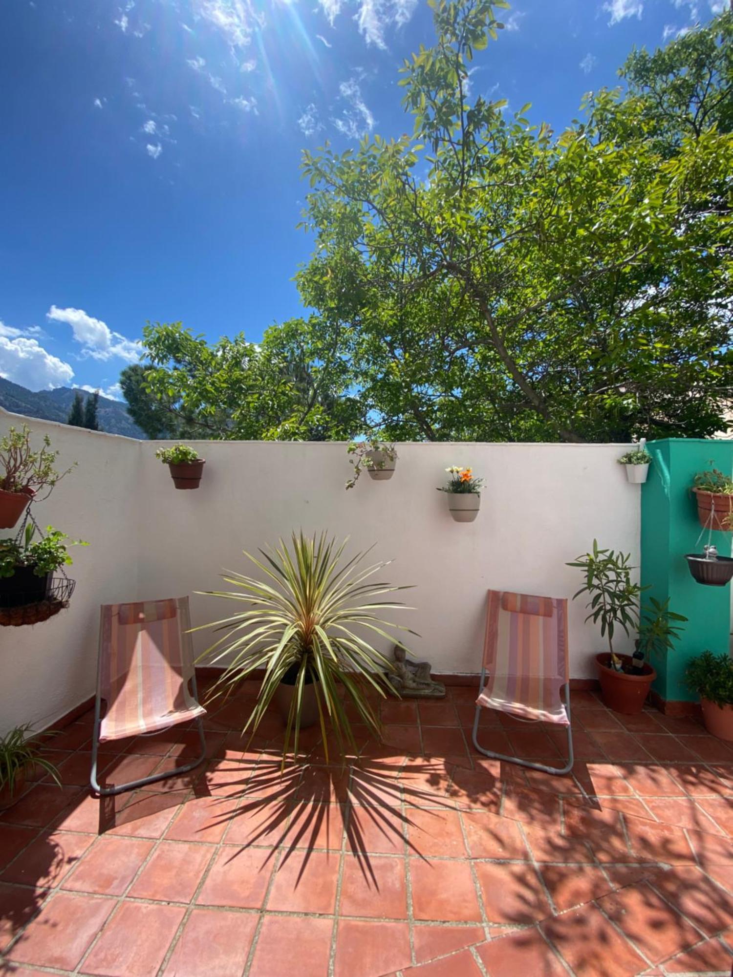 La Casa Del Buda Güéjar Sierra Zewnętrze zdjęcie